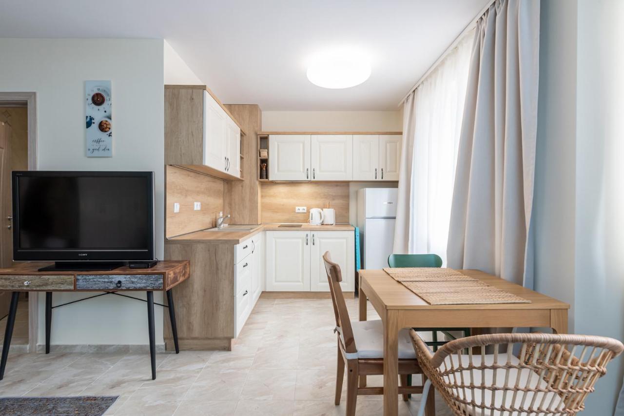 Turquoise Apartment Pomorie Exterior photo